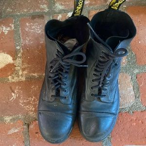 COPY - Dr. Martens